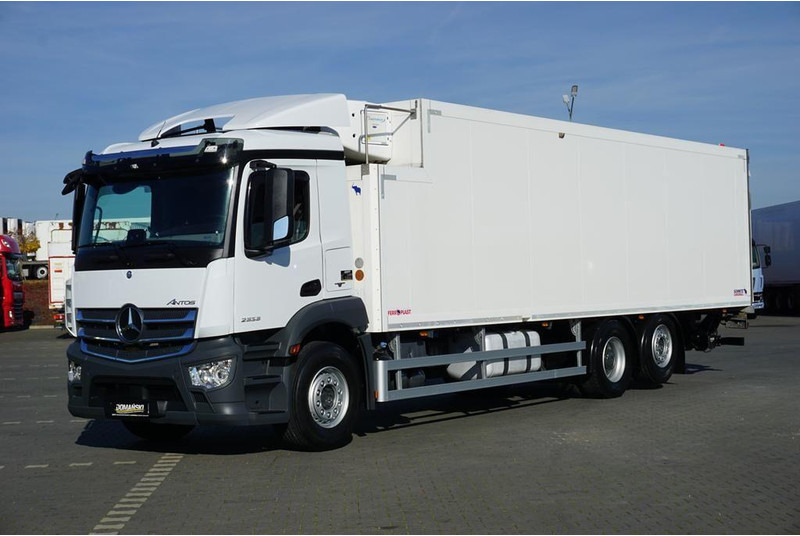 Mercedes-Benz ANTOS / 2535 / EURO 6 / CHŁODNIA + WINDA / 23 PALETY / OŚ SKRĘTN - Refrigerated truck: picture 1 Mercedes-Benz ANTOS / 2535 / EURO 6 / CHŁODNIA + WINDA / 23 PALETY / OŚ SKRĘTN - Refrigerated truck: picture 1