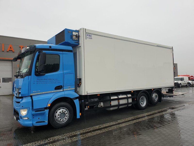 Mercedes-Benz ANTOS 2540 REFRIGERATOR + LIFT + SIDE DOOR - Refrigerated truck: picture 2 Mercedes-Benz ANTOS 2540 REFRIGERATOR + LIFT + SIDE DOOR - Refrigerated truck: picture 2