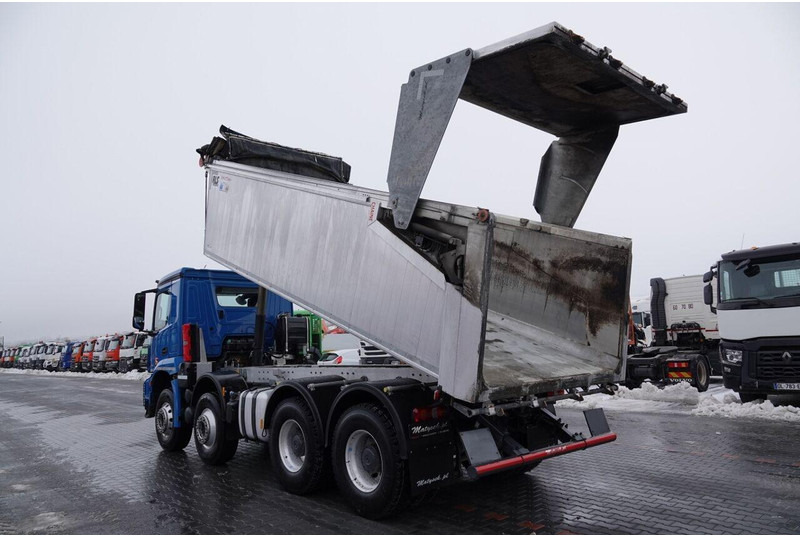 Mercedes-Benz AROCS 3243 / 8x4 / WYWROTKA 20m3 / TYLNOZSYP / EURO 6 / OPONY 10 - Tipper: picture 2 Mercedes-Benz AROCS 3243 / 8x4 / WYWROTKA 20m3 / TYLNOZSYP / EURO 6 / OPONY 10 - Tipper: picture 2