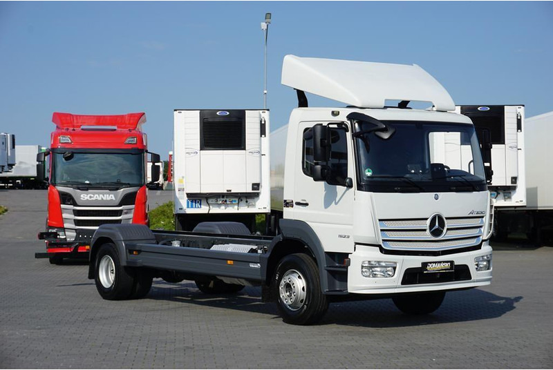 Mercedes-Benz ATEGO / 1523 / ACC / EURO 6 / PODWOZIE DO ZABUDOWY / DŁ. 6,75 M - Cab chassis truck: picture 1 Mercedes-Benz ATEGO / 1523 / ACC / EURO 6 / PODWOZIE DO ZABUDOWY / DŁ. 6,75 M - Cab chassis truck: picture 1