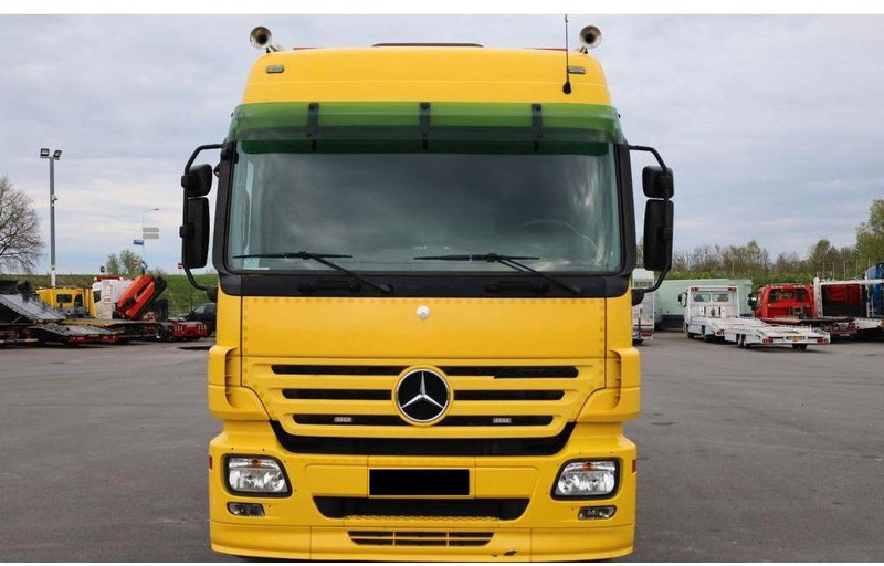 Mercedes-Benz Actros 2532 Vehicle transporter + crane Hiab 477EP-5 HiPro 6x2 - Car transporter truck: picture 1 Mercedes-Benz Actros 2532 Vehicle transporter + crane Hiab 477EP-5 HiPro 6x2 - Car transporter truck: picture 1