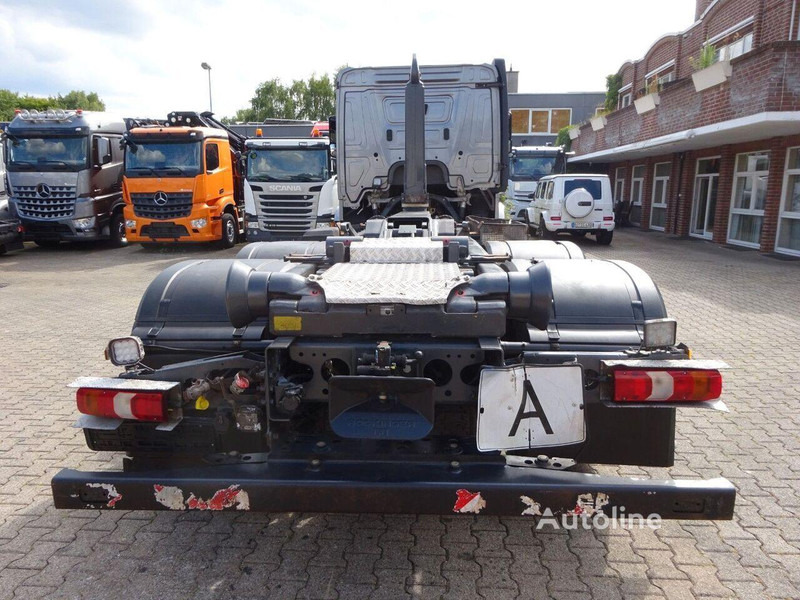 Leasing of Mercedes-Benz Actros 2545 - Hook lift truck 6x2 Mercedes-Benz Actros 2545 - Hook lift truck 6x2: picture 7
