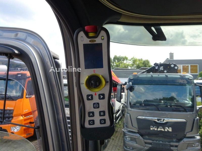 Leasing of Mercedes-Benz Actros 2545 - Hook lift truck 6x2 Mercedes-Benz Actros 2545 - Hook lift truck 6x2: picture 20
