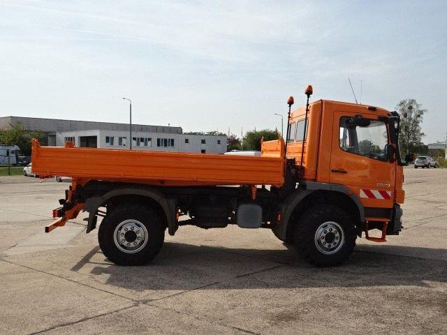 Mercedes-Benz Atego 1023 4x4 3-Way Tipper - Tipper: picture 5 Mercedes-Benz Atego 1023 4x4 3-Way Tipper - Tipper: picture 5