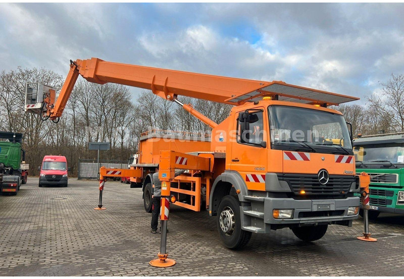 Mercedes-Benz Atego 1928 Ruthmann T 435 45 m - Truck mounted aerial platform: picture 3 Mercedes-Benz Atego 1928 Ruthmann T 435 45 m - Truck mounted aerial platform: picture 3