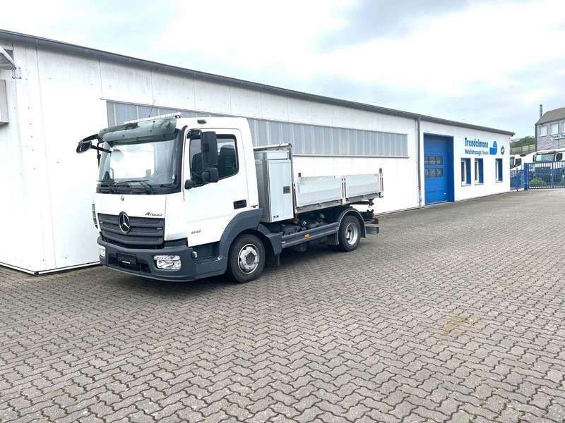 Mercedes-Benz Atego 3 8.18 4x2 3 Seiten Kipper - Tipper: picture 4 Mercedes-Benz Atego 3 8.18 4x2 3 Seiten Kipper - Tipper: picture 4