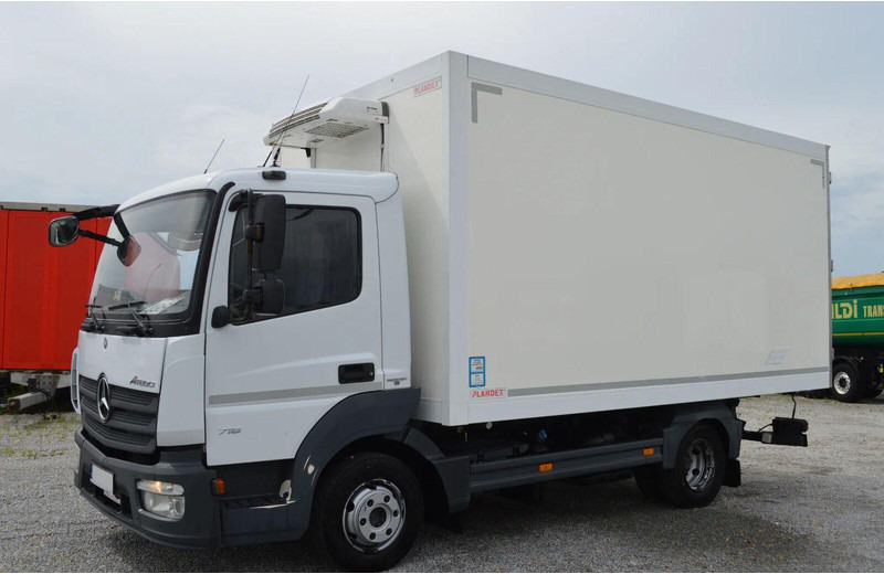 Mercedes-Benz Atego 716 IZOTERMA REFRIGERATOR SIDE DOOR - Refrigerated truck: picture 2 Mercedes-Benz Atego 716 IZOTERMA REFRIGERATOR SIDE DOOR - Refrigerated truck: picture 2