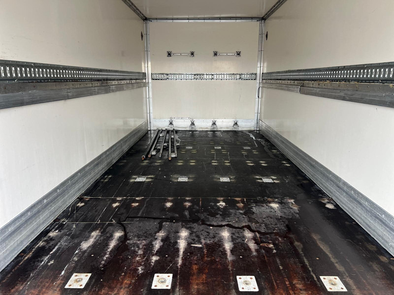 Box truck Mercedes-Benz Atego 818 BOX CONTAINER + LIFT 1.HAND (DE): picture 8