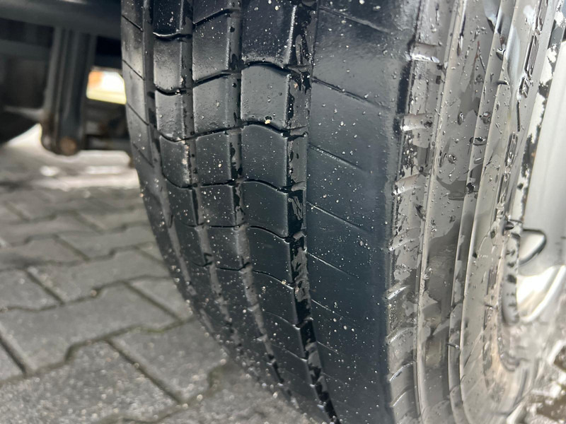 Box truck Mercedes-Benz Atego 818 BOX CONTAINER + LIFT 1.HAND (DE): picture 14