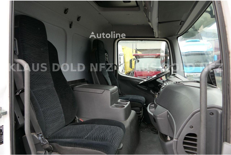 Refrigerated truck Mercedes-Benz Atego 823 Frigo Thermo King V-800 MAX: picture 15