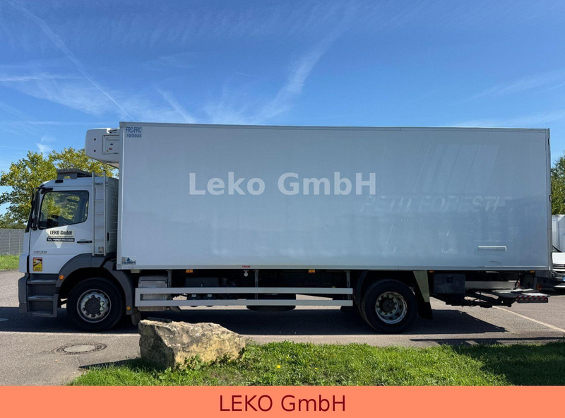Mercedes-Benz Axor 1829 - Refrigerated truck: picture 4 Mercedes-Benz Axor 1829 - Refrigerated truck: picture 4