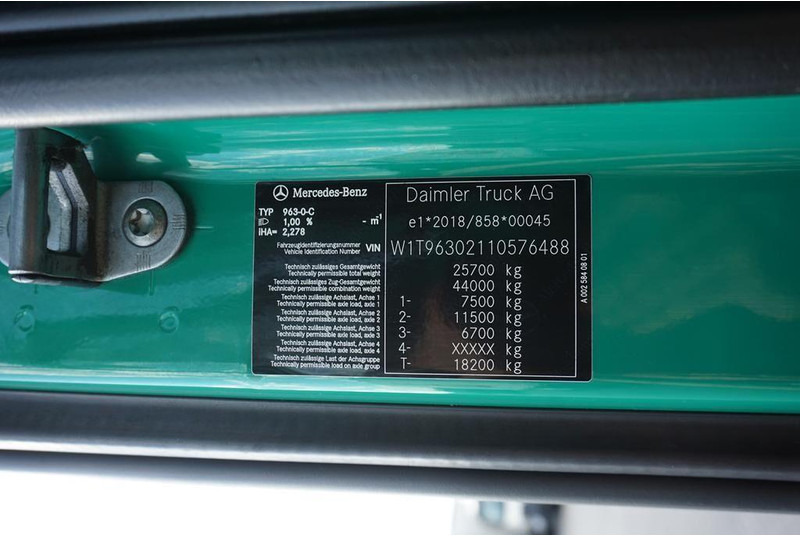 Leasing of Mercedes-Benz Mercedes-Benz: picture 11 Leasing of Mercedes-Benz Mercedes-Benz: picture 11