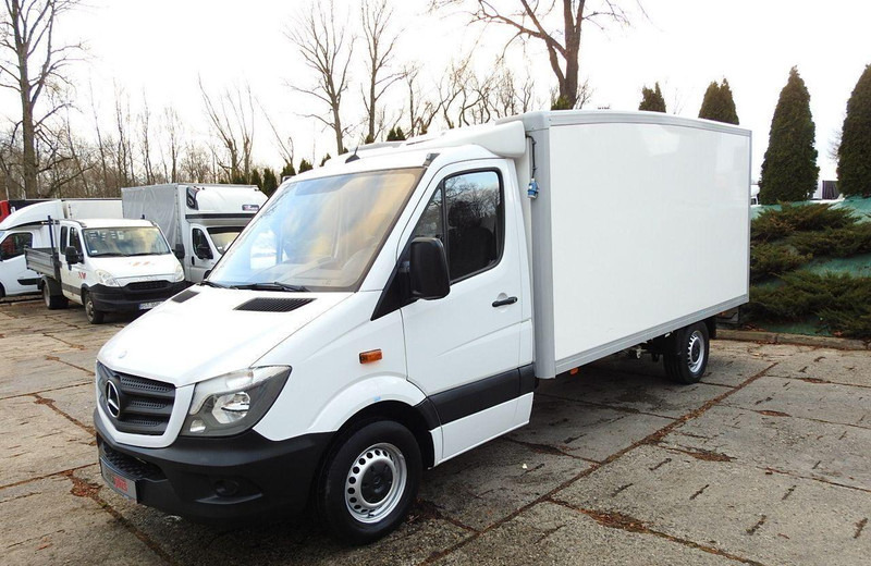Mercedes-Benz SPRINTER 313 Izotermes - Refrigerated delivery van: picture 3 Mercedes-Benz SPRINTER 313 Izotermes - Refrigerated delivery van: picture 3