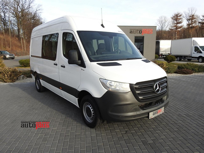 Mercedes-Benz SPRINTER 314 FURGON BRYGADÓWKA 6 MIEJSC TEMPOMAT KLIMATYZACJA - Minibus, People carrier: picture 1 Mercedes-Benz SPRINTER 314 FURGON BRYGADÓWKA 6 MIEJSC TEMPOMAT KLIMATYZACJA - Minibus, People carrier: picture 1