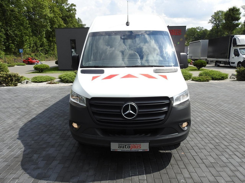 Mercedes-Benz SPRINTER FURGON BRYGADÓWKA 5 MIEJSC TEMPOMAT NAWIGACJA KLIMATYZ - Minibus, People carrier: picture 5 Mercedes-Benz SPRINTER FURGON BRYGADÓWKA 5 MIEJSC TEMPOMAT NAWIGACJA KLIMATYZ - Minibus, People carrier: picture 5