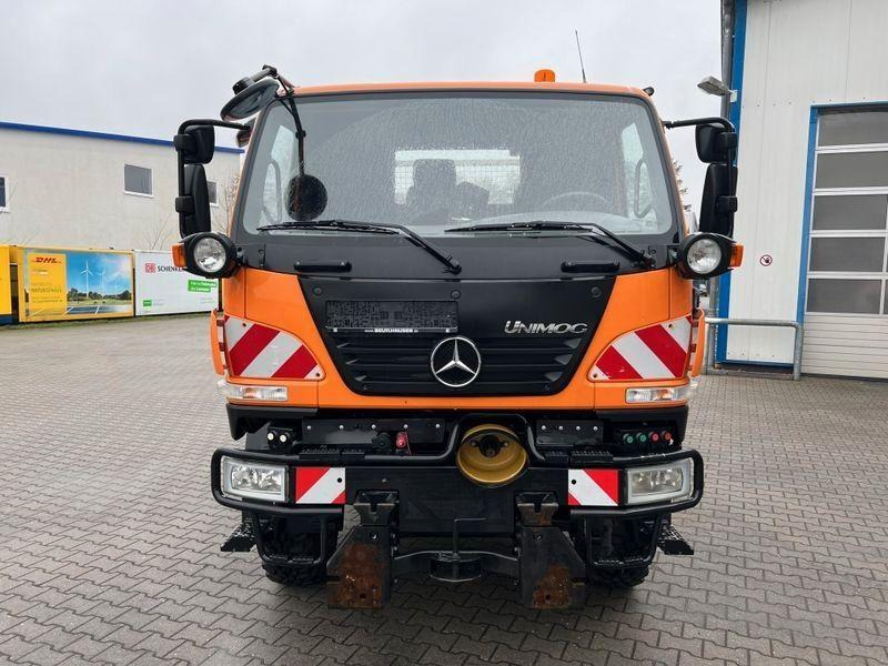 Mercedes-Benz Unimog U 20 4x4 Skip loader - Skip loader truck: picture 2 Mercedes-Benz Unimog U 20 4x4 Skip loader - Skip loader truck: picture 2