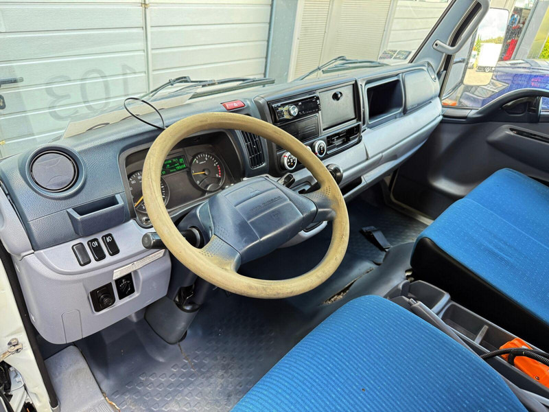 Tipper van Mitsubishi Canter Wywrotka Kipper Wywrot 3-stronny Bliźniaki Zarejestrowany: picture 9 Tipper van Mitsubishi Canter Wywrotka Kipper Wywrot 3-stronny Bliźniaki Zarejestrowany: picture 9