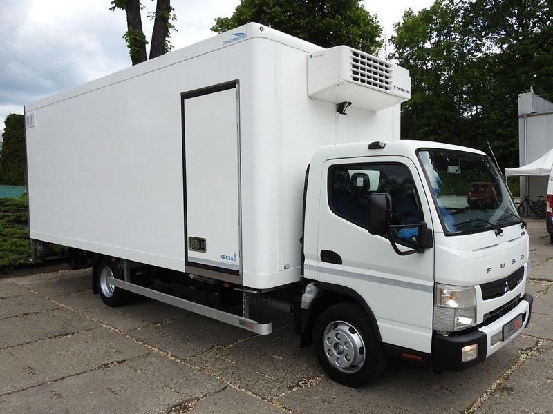 Mitsubishi Fuso CANTER FUSO 7C15 KONTENER CHŁODNIA WINDA 14 PALET -4*C ZASILANIE - Refrigerated truck: picture 4 Mitsubishi Fuso CANTER FUSO 7C15 KONTENER CHŁODNIA WINDA 14 PALET -4*C ZASILANIE - Refrigerated truck: picture 4