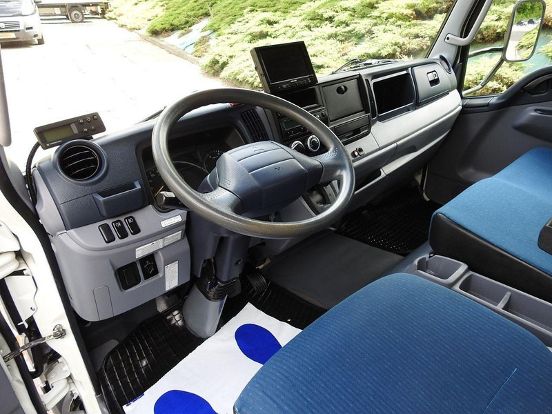 Mitsubishi Fuso CANTER FUSO 7C15 KONTENER CHŁODNIA WINDA 14 PALET -4*C ZASILANIE - Refrigerated truck: picture 2 Mitsubishi Fuso CANTER FUSO 7C15 KONTENER CHŁODNIA WINDA 14 PALET -4*C ZASILANIE - Refrigerated truck: picture 2