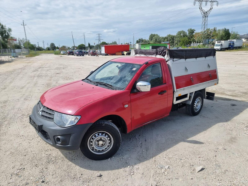 Mitsubishi L200 2,5 d - 3 sided Tipper - Tipper van: picture 2 Mitsubishi L200 2,5 d - 3 sided Tipper - Tipper van: picture 2
