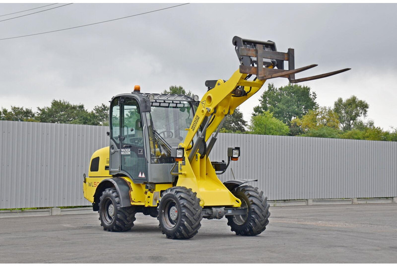 Neuson WACKER WL 50 * TOPZUSTAND - Wheel loader: picture 1 Neuson WACKER WL 50 * TOPZUSTAND - Wheel loader: picture 1