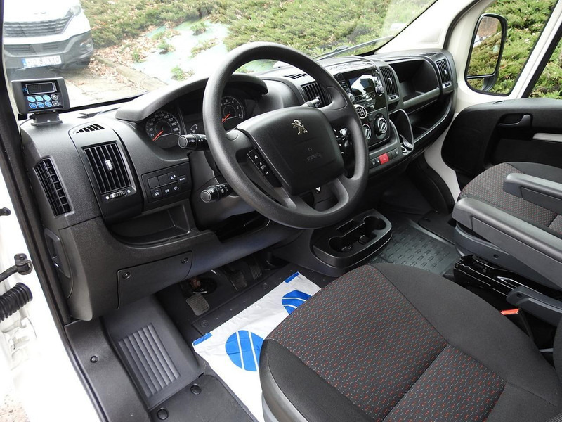 Peugeot BOXER FURGON CHŁODNIA  -5*C DWIE KOMORY  TEMPOMAT KLIMATYZACJA - Refrigerated delivery van: picture 2 Peugeot BOXER FURGON CHŁODNIA  -5*C DWIE KOMORY  TEMPOMAT KLIMATYZACJA - Refrigerated delivery van: picture 2