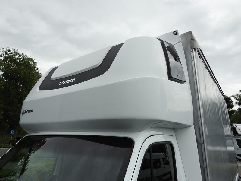 Curtain side van Renault MASTER PLANDEKA 10 PALET WEBASTO TEMPOMAT KLIMATYZACJA 170KM [: picture 19 Curtain side van Renault MASTER PLANDEKA 10 PALET WEBASTO TEMPOMAT KLIMATYZACJA 170KM [: picture 19