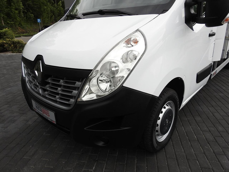 Curtain side van Renault MASTER PLANDEKA 10 PALET WEBASTO TEMPOMAT KLIMATYZACJA 170KM [: picture 18 Curtain side van Renault MASTER PLANDEKA 10 PALET WEBASTO TEMPOMAT KLIMATYZACJA 170KM [: picture 18