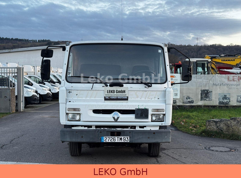 Renault MIDLINER - Tow truck: picture 2 Renault MIDLINER - Tow truck: picture 2
