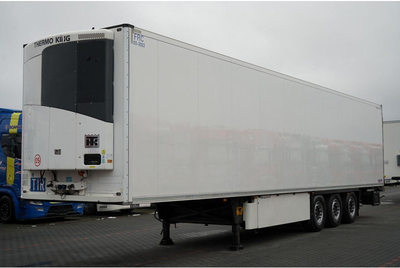 Schmitz Cargobull CHŁODNIA / THERMO KING / HAKÓWKA / OŚ PODNOSZONA / KOSZ NA PALE - Refrigerated semi-trailer: picture 1 Schmitz Cargobull CHŁODNIA / THERMO KING / HAKÓWKA / OŚ PODNOSZONA / KOSZ NA PALE - Refrigerated semi-trailer: picture 1