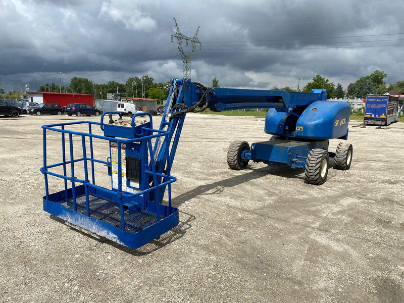 Skyjack SJ40T 4x4 Diesel - Lifting basket  - 14m - Aerial platform: picture 2 Skyjack SJ40T 4x4 Diesel - Lifting basket  - 14m - Aerial platform: picture 2