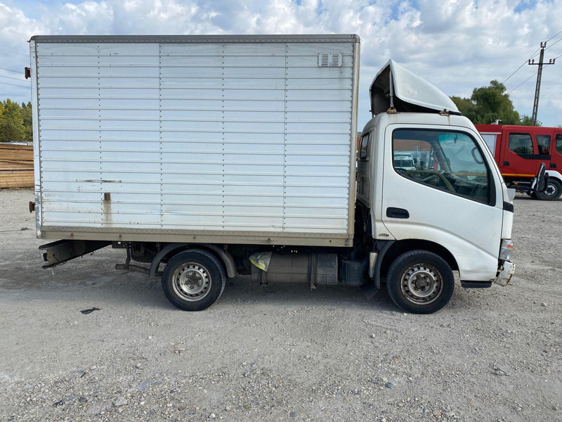 Toyota Dyna 100 3,0 D - Koffer - Closed box van: picture 4 Toyota Dyna 100 3,0 D - Koffer - Closed box van: picture 4