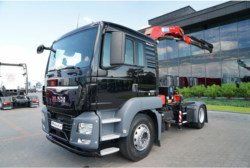 MAN TGS 18.480 / 4x2 / HDS HMF 1820 K6 / WYSIEG 17,2 m / MANUAL / ST - Tractor unit: picture 4 MAN TGS 18.480 / 4x2 / HDS HMF 1820 K6 / WYSIEG 17,2 m / MANUAL / ST - Tractor unit: picture 4
