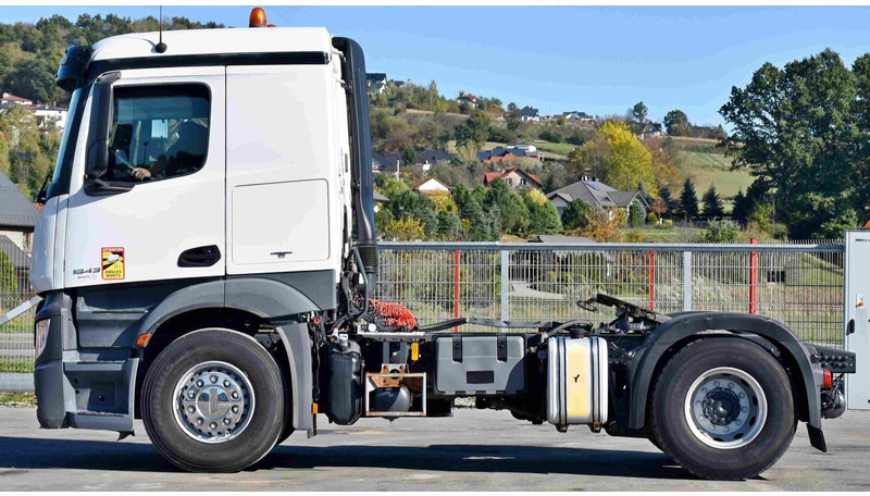 Mercedes-Benz Actros 1843 - Tractor unit: picture 3 Mercedes-Benz Actros 1843 - Tractor unit: picture 3