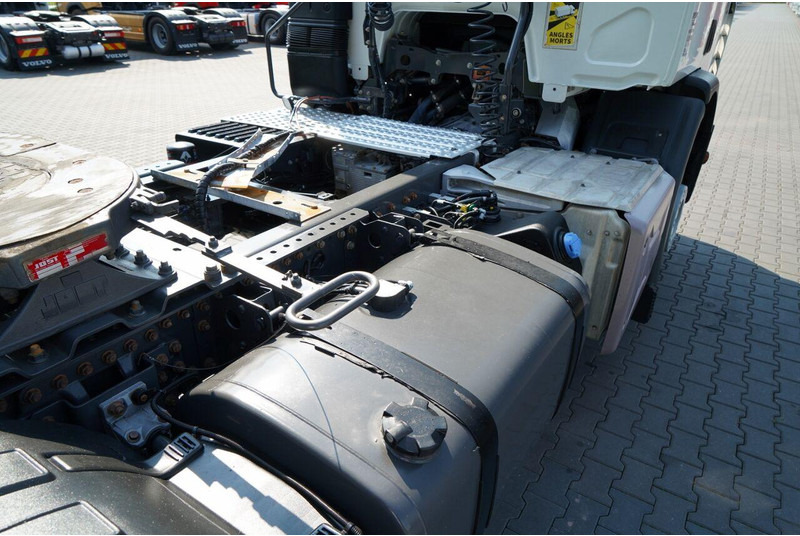 Tractor unit Renault C 430 / RETARDER / HYDRAULIKA / PTO /  NISKA KABINA / SPROWADZON: picture 14 Tractor unit Renault C 430 / RETARDER / HYDRAULIKA / PTO /  NISKA KABINA / SPROWADZON: picture 14