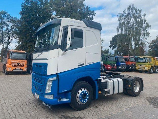 Volvo FH 460 4×2 CIĄGNIK SIODŁOWY 2017 rok, hydraulika - Tractor unit: picture 1 Volvo FH 460 4×2 CIĄGNIK SIODŁOWY 2017 rok, hydraulika - Tractor unit: picture 1