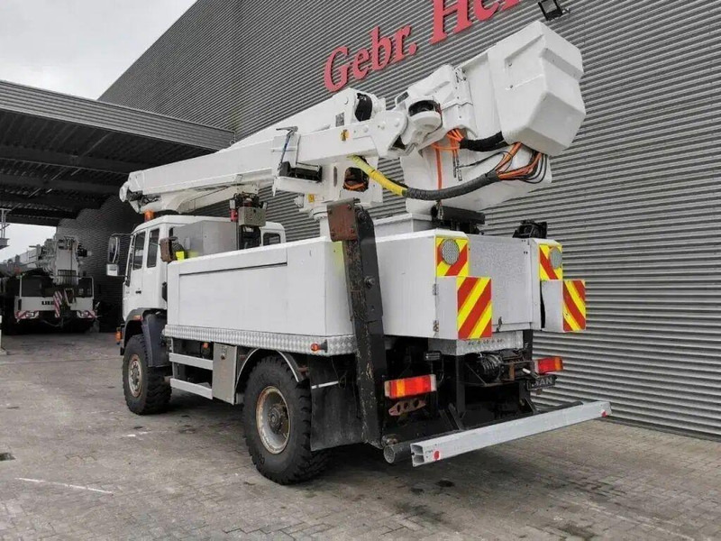 MAN MAN - 18.280 - Lifting basket 20,3 m - 4x4 - Truck, Crane truck: picture 4 MAN MAN - 18.280 - Lifting basket 20,3 m - 4x4 - Truck, Crane truck: picture 4
