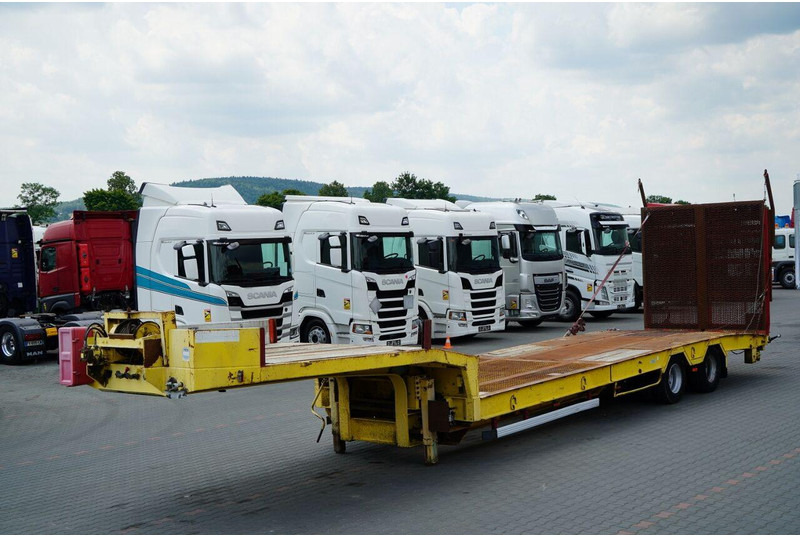 Verem NACZEPA LAWETA / NISKOPODWOZIOWA / 13.M / NAJAZDY HYDRAULICZNE - Low loader semi-trailer: picture 4 Verem NACZEPA LAWETA / NISKOPODWOZIOWA / 13.M / NAJAZDY HYDRAULICZNE - Low loader semi-trailer: picture 4