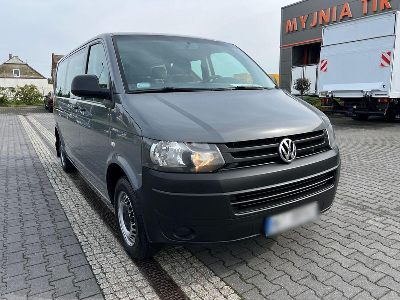 Volkswagen Transporter T5 Brygadówka, Osobowy, 9-miejsc, Jeden Właściciel, - Minibus, People carrier: picture 5 Volkswagen Transporter T5 Brygadówka, Osobowy, 9-miejsc, Jeden Właściciel, - Minibus, People carrier: picture 5