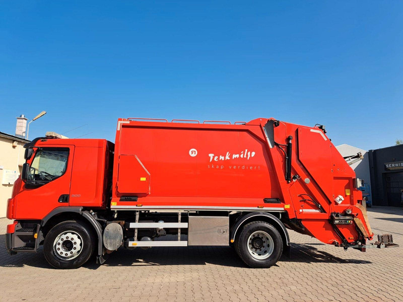 Volvo FE300 - Refuse truck: picture 5 Volvo FE300 - Refuse truck: picture 5