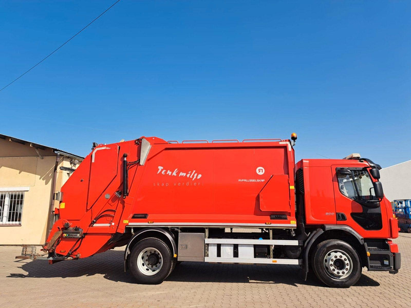 Volvo FE300 - Refuse truck: picture 3 Volvo FE300 - Refuse truck: picture 3