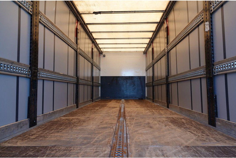 Curtain side truck Volvo FH 420 / 4x2 / SOLÓWKA / FIRANKA 9.10 M / I-PARK COOL / WINDA DH: picture 17 Curtain side truck Volvo FH 420 / 4x2 / SOLÓWKA / FIRANKA 9.10 M / I-PARK COOL / WINDA DH: picture 17