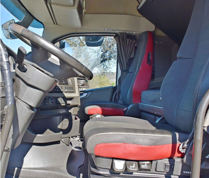 Dropside/ Flatbed truck, Crane truck Volvo FH 420: picture 9