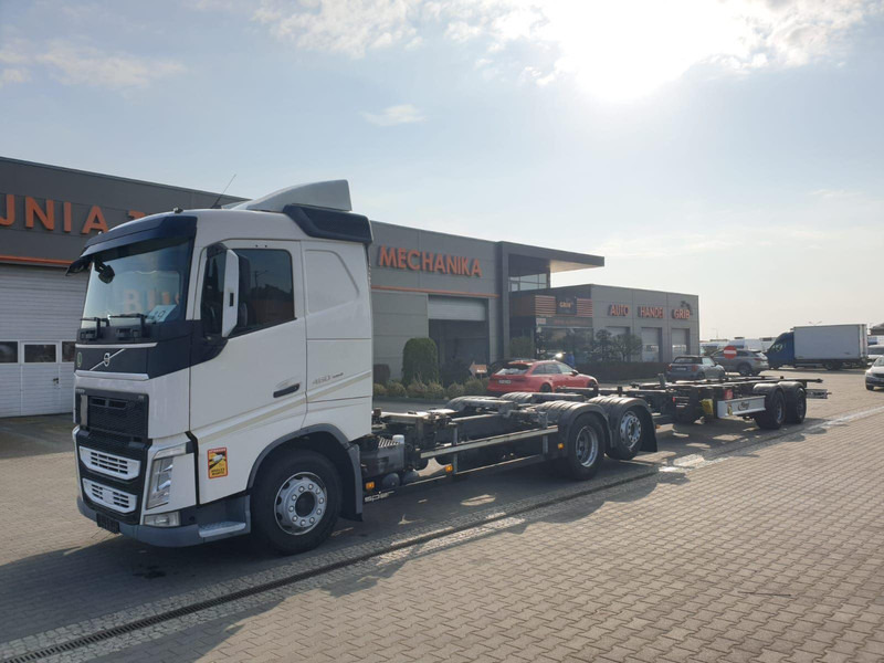 Volvo FH 460 EURO 6 BDF SWAP CHASSIS + TRAILER FLIEGL TWP180 - Cab chassis truck: picture 1 Volvo FH 460 EURO 6 BDF SWAP CHASSIS + TRAILER FLIEGL TWP180 - Cab chassis truck: picture 1