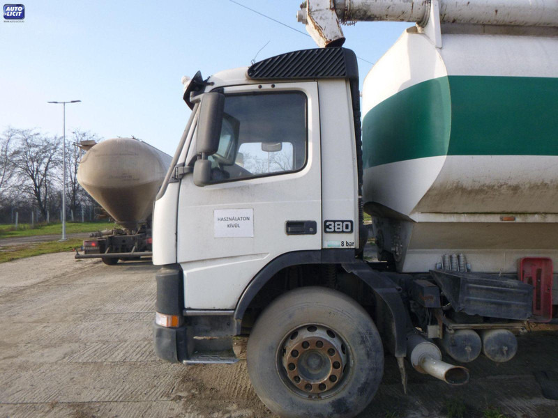 Volvo FM 12.380. - Tanker truck: picture 2 Volvo FM 12.380. - Tanker truck: picture 2