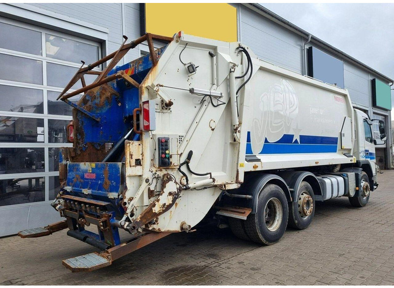 Volvo FM 330 - Garbage truck - Refuse truck: picture 3 Volvo FM 330 - Garbage truck - Refuse truck: picture 3