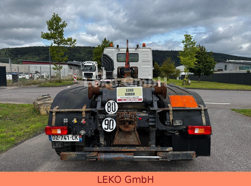 Hook lift truck Volvo FM 400: picture 6