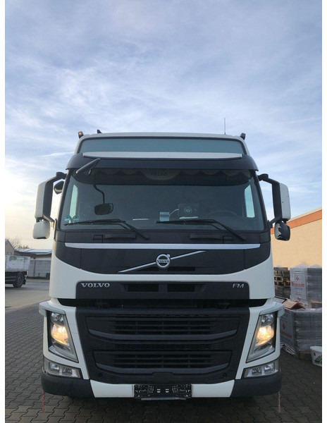 Volvo FM 460 - Dropside/ Flatbed truck, Crane truck: picture 2 Volvo FM 460 - Dropside/ Flatbed truck, Crane truck: picture 2