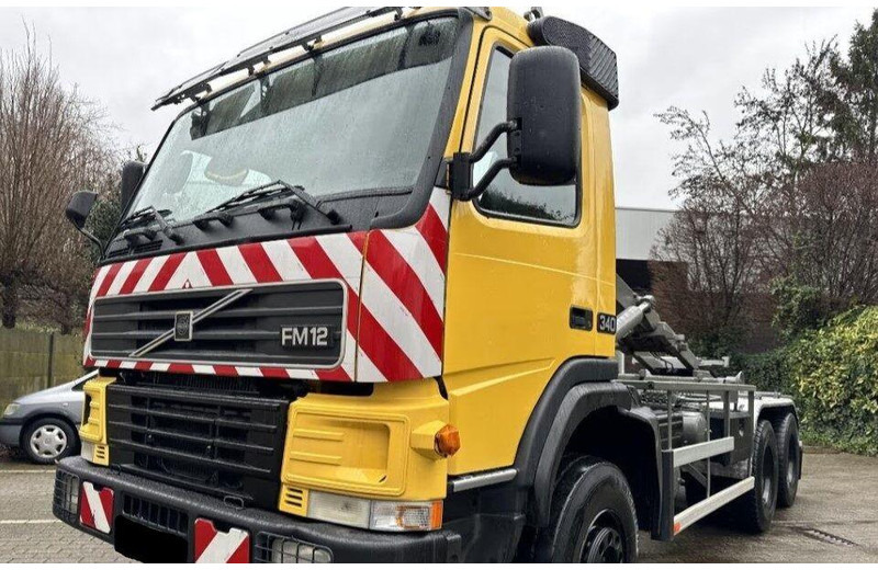 Volvo FM12 6x6 Hook lift - Hook lift truck: picture 4 Volvo FM12 6x6 Hook lift - Hook lift truck: picture 4