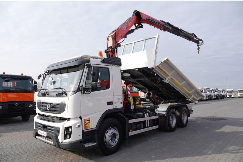 Volvo FMX 370 / 6X4 / WYWROTKA + HDS FASSI F165XP / MAX UDŹWIG 5200KG - Tipper: picture 2 Volvo FMX 370 / 6X4 / WYWROTKA + HDS FASSI F165XP / MAX UDŹWIG 5200KG - Tipper: picture 2